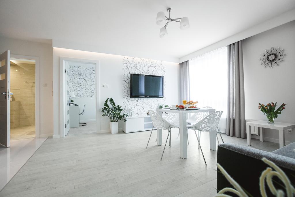 Silver Apartment