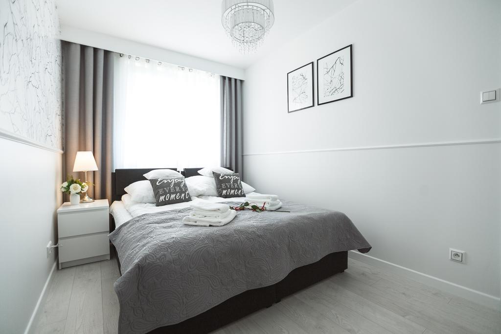 Apartment Silver *